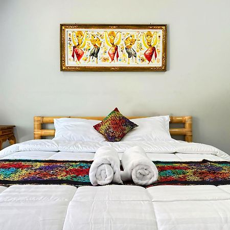 Suka Homestay Санур Экстерьер фото