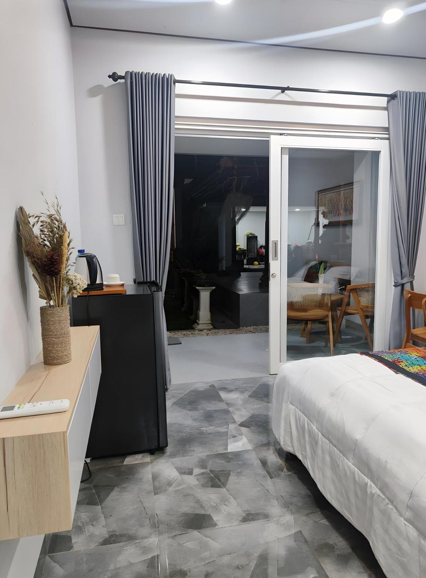 Suka Homestay Санур Экстерьер фото