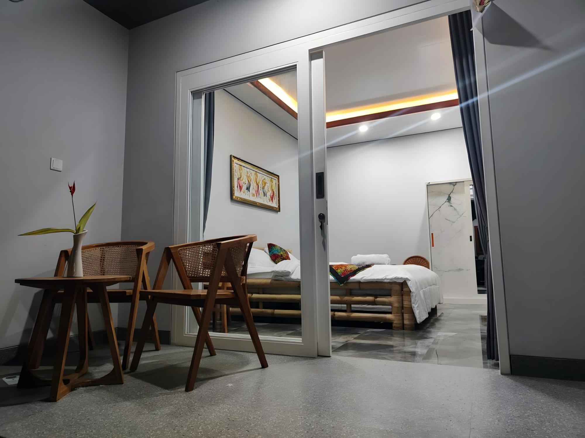 Suka Homestay Санур Экстерьер фото