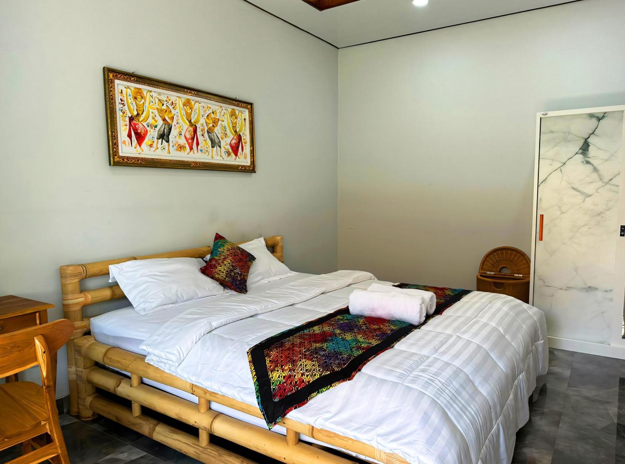 Suka Homestay Санур Экстерьер фото